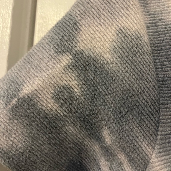 Madewell Ottoman Jacquard V-Neck Setlist Boxy Top in Tie-Dye Blue-Green - Picture 3 of 6